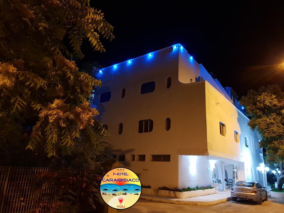 Hotel Caraibisiaco Sul Mare サン・ピエトロ・イン・ベヴァーニャ エクステリア 写真