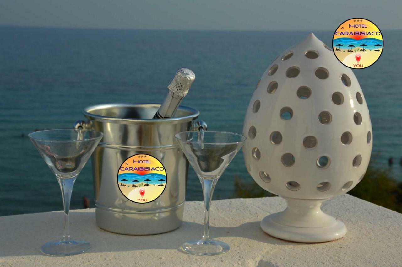 Hotel Caraibisiaco Sul Mare サン・ピエトロ・イン・ベヴァーニャ エクステリア 写真
