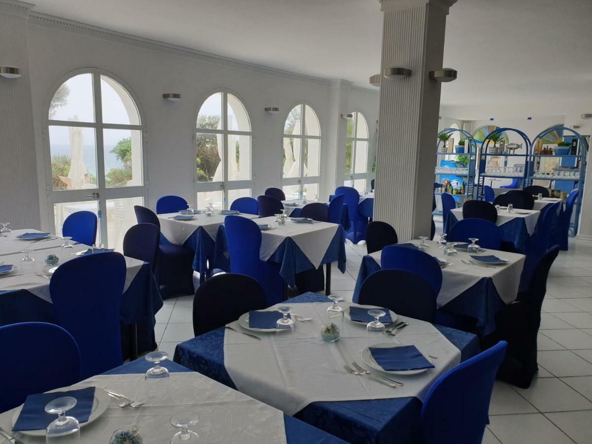 Hotel Caraibisiaco Sul Mare サン・ピエトロ・イン・ベヴァーニャ エクステリア 写真